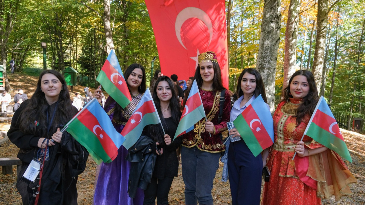 “Önümüzdeki yüzyılı Türk Dünyası Yüzyılı yapacağız”
