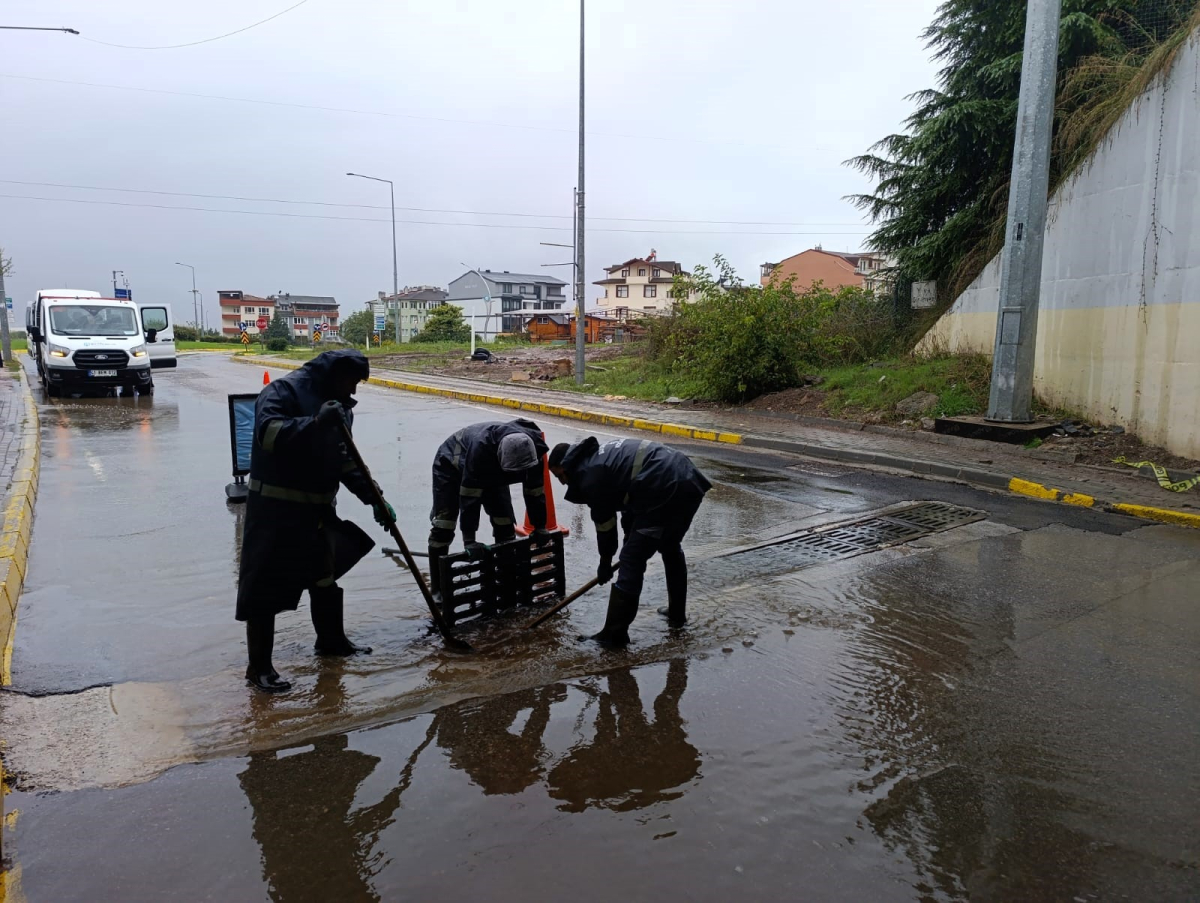 Büyükşehir teyakkuzda, ekipler görev başında