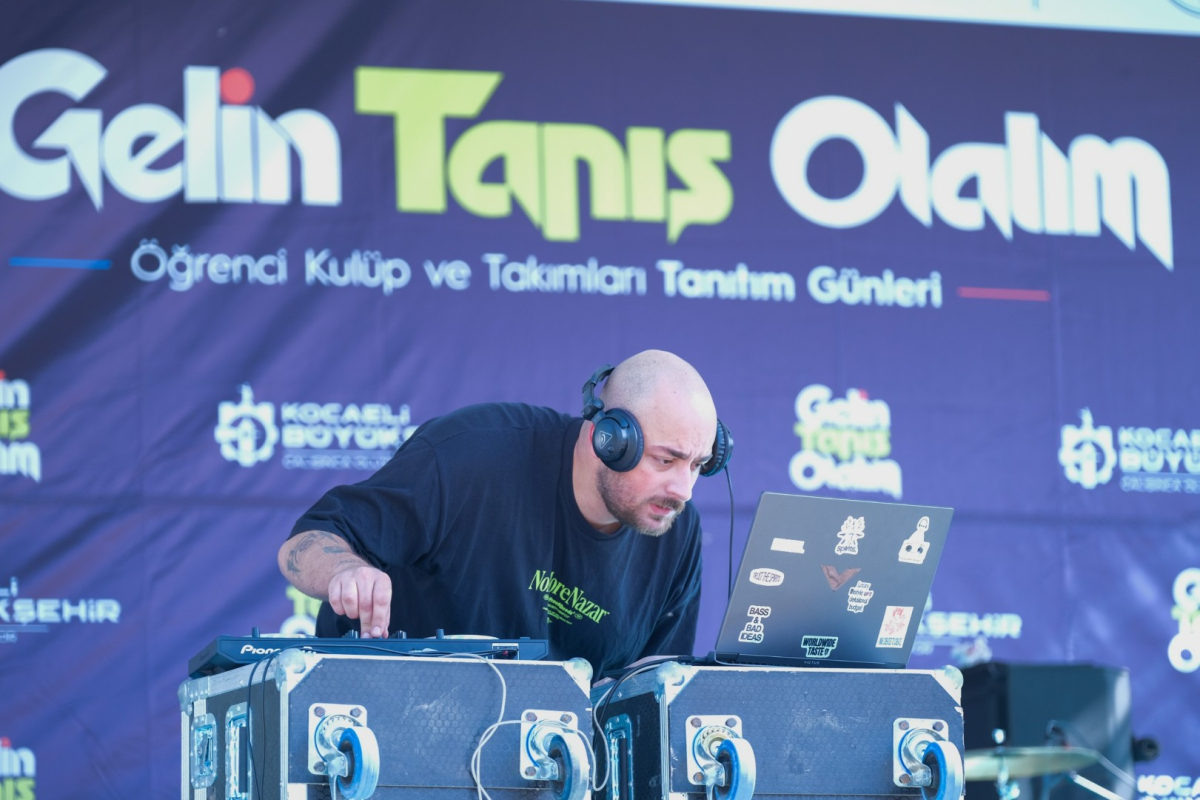 ‘Gelin Tanış Olalım’da eğlence başladı