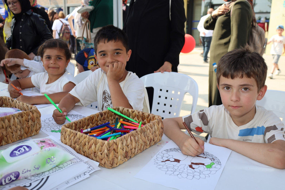 Oyun, atölye ve neşe bir arada