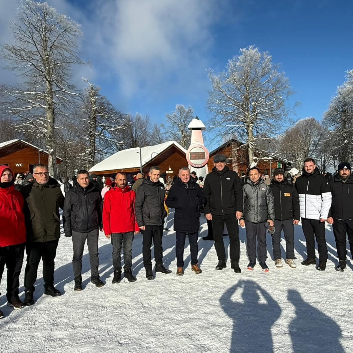 Zirvede Büyükakın sürprizi