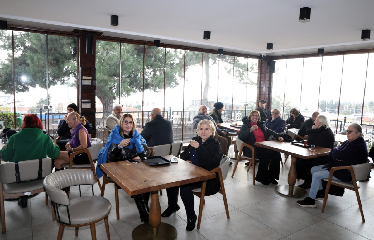 Saygınlar Kulübü’nde gülümseyen yüzler