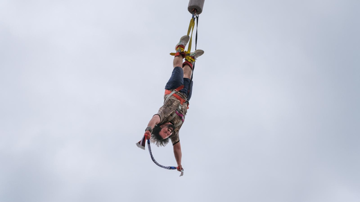 Bungee jumping ile adrenalin dolu dakikalar