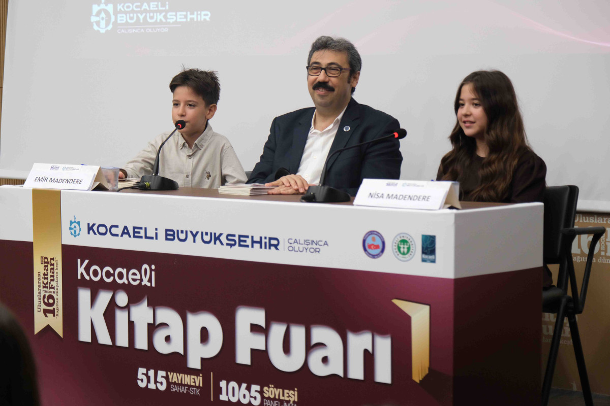Nisa ve Emir kardeşlerin ikinci eseri Kitap Fuarı’nda
