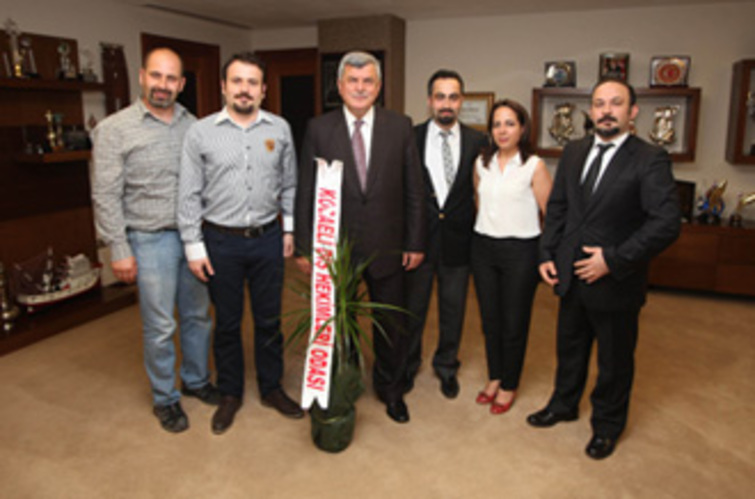 Diş Hekimlerinden Başkan Karaosmanoğlu'na ziyaret