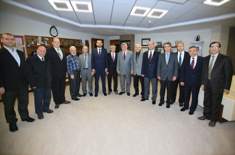 Başkan Karaosmanoğlu hemşeri derneklerini kabul etti