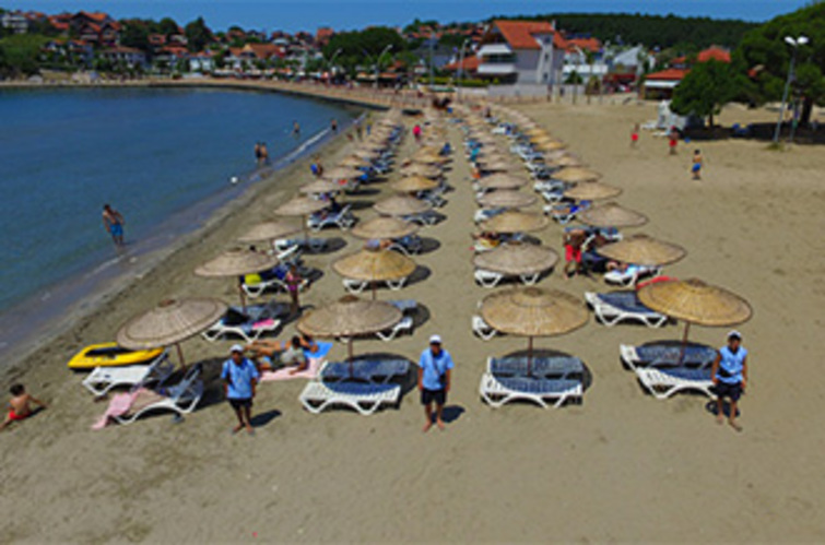 Büyükşehir'in halk plajları tatilciler için yaza hazırlandı