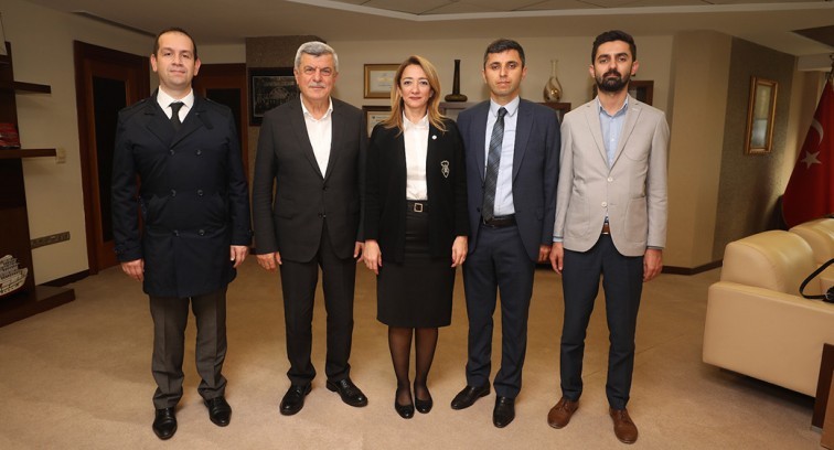 Başkan Karaosmanoğlu, Candemir ve yönetimini konuk etti