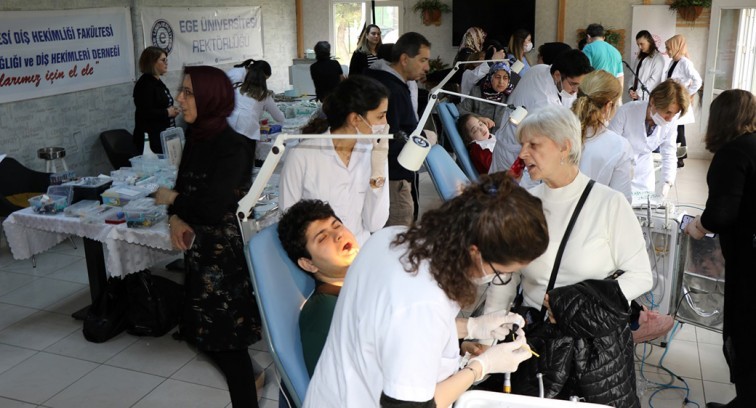 200 özel öğrenciye diş sağlığı taraması
