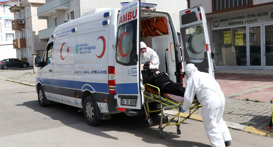 Hasta Nakil Ambulansları salgın sürecinde tam not aldı