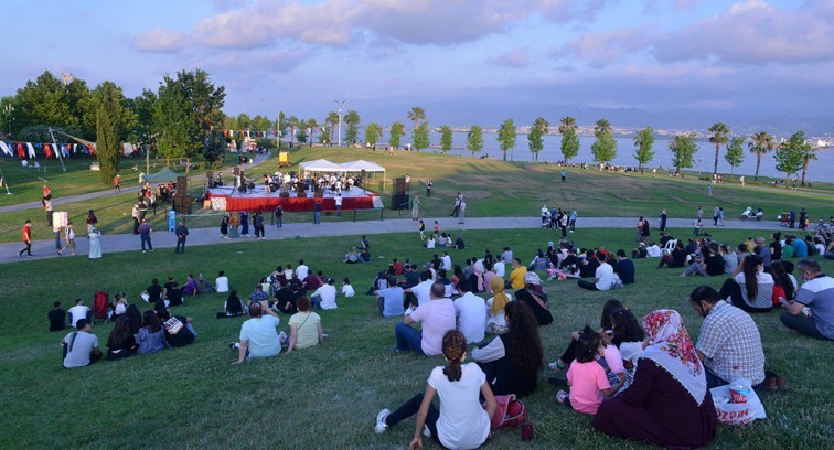Büyükşehir'den açık havada yaz konseri
