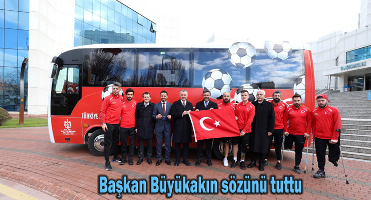 Ampute Futbol Milli Takımı'na Büyükşehir'den otobüs