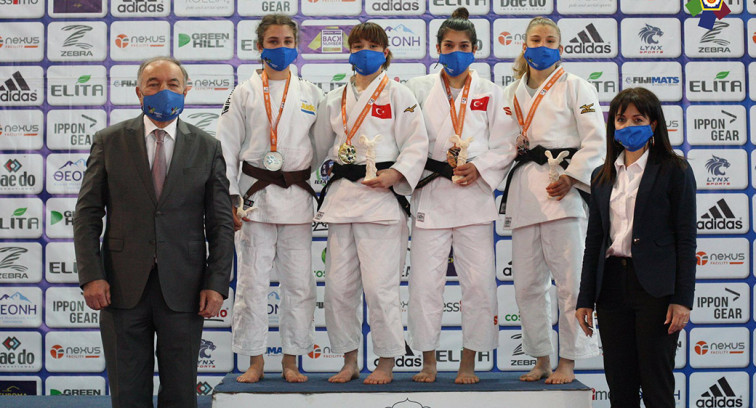 Genç judocular Avrupa'dan madalyalarla döndü
