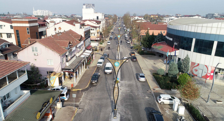 Başiskele Atatürk Caddesi asfaltlandı