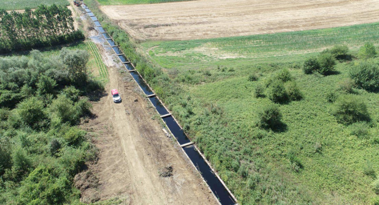 Büyükşehir, tarımsal sulama kanallarını temizliyor