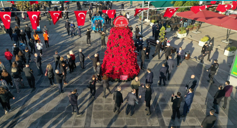 Büyükşehir'den 85. yılda 1085 Atatürk çiçeği