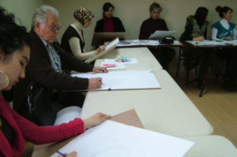 KO-MEK kursiyerine resim sanatı semineri