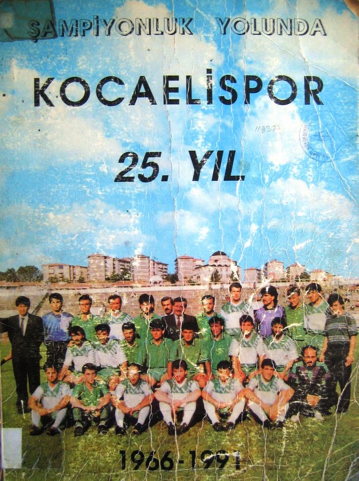 ŞAMPİYONLUK YOLUNDA KOCAELİSPOR (25.YIL)
